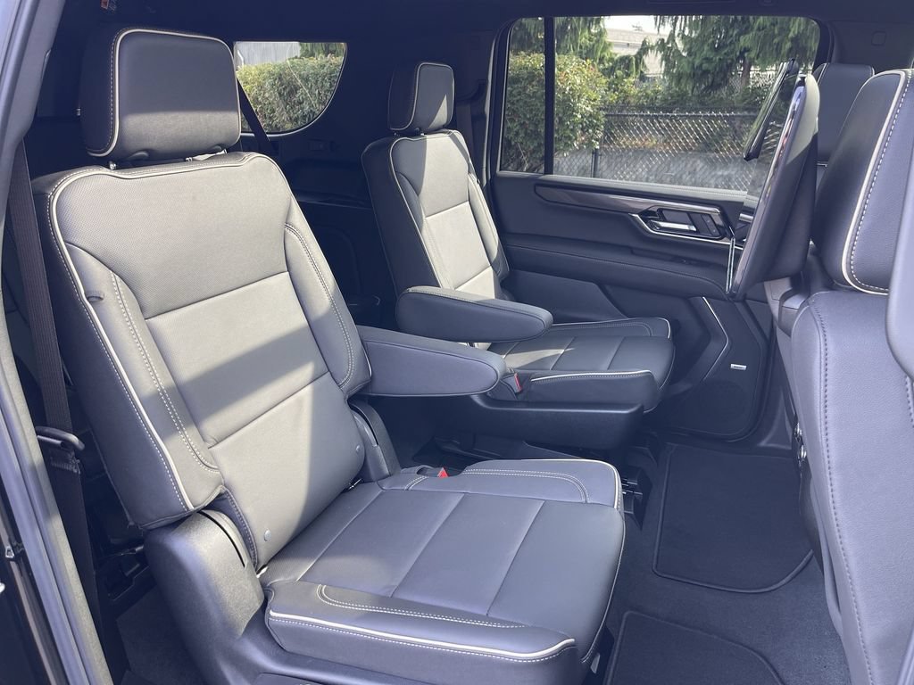 New 2026 GMC Yukon XL Elevation w/ Elevation Premium Package AWD/4WD image 28