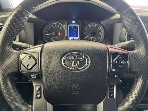 Certified 2021 Toyota Tacoma TRD Off-Road w/ Technology Package image 28