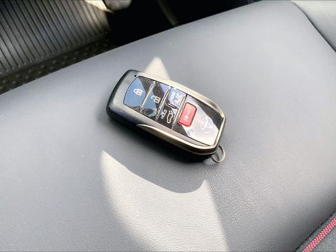 Used 2024 Toyota RAV4 XSE w/ Weather Package AWD/4WD image 15