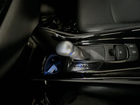 Used 2019 Toyota C-HR Limited image 25