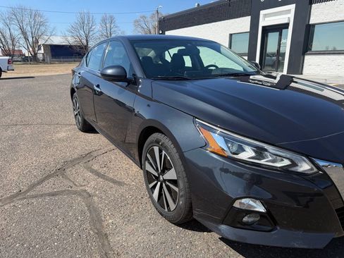 Used 2020 Nissan Altima 2.5 SL AWD/4WD image 14