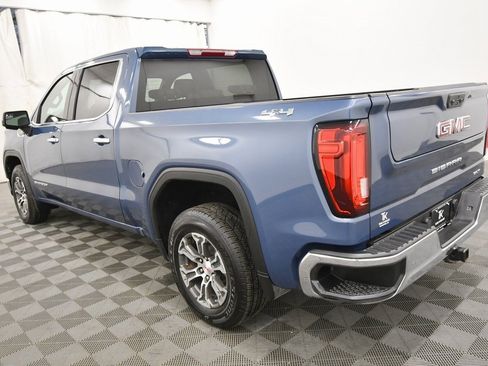 Used 2024 GMC Sierra 1500 SLT image 5