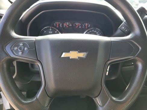 Used 2018 Chevrolet Silverado 1500 W/T w/ Trailering Package image 18