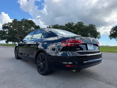 Used 2017 Volkswagen Jetta S FWD image 4