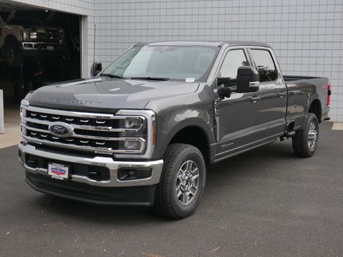 New 2026 Ford F350 Lariat w/ Lariat Ultimate Package image 2