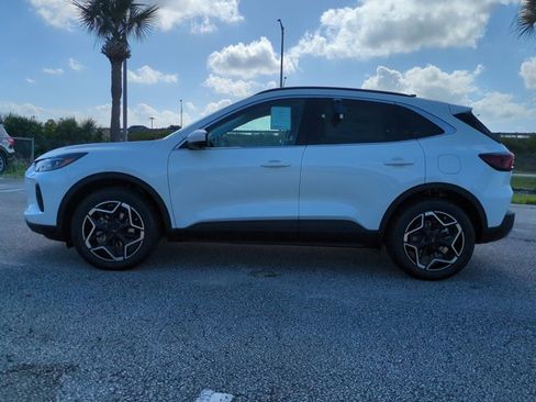 New 2026 Ford Escape Platinum w/ Premium Technology Package image 7