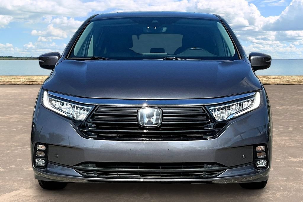 Used 2023 Honda Odyssey Touring image 2