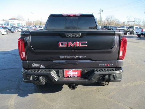 Used 2024 GMC Sierra 1500 AT4X w/ AT4X AEV Edition AWD/4WD image 6