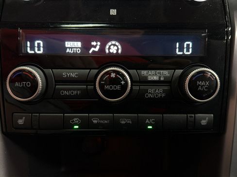 Used 2019 Subaru Ascent Limited w/ Popular Package #2A AWD/4WD image 33