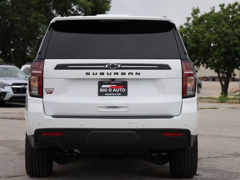 Used 2024 Chevrolet Suburban Z71 w/ Luxury Package AWD/4WD image 10