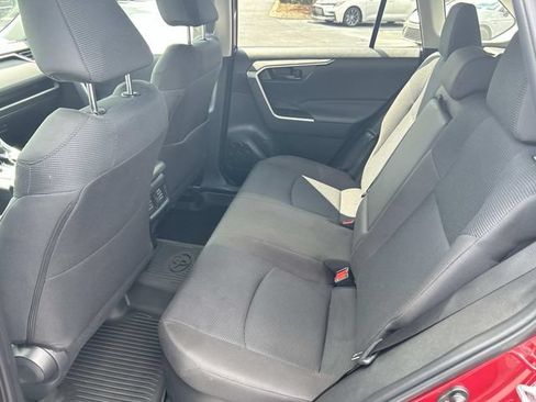 Used 2025 Toyota RAV4 LE AWD/4WD image 17