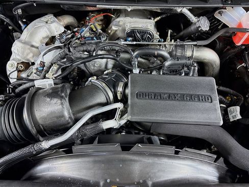 Used 2025 GMC Sierra 2500 AT4X image 36