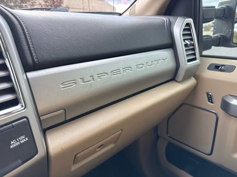 Used 2017 Ford F350 Lariat w/ Snow Plow Prep Package image 20