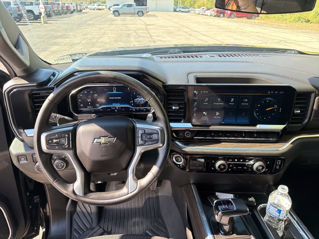 Used 2024 Chevrolet Silverado 1500 RST AWD/4WD image 29