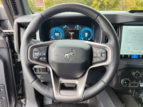New 2025 Ford Bronco Badlands image 26