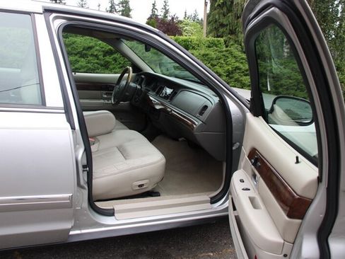 Used 2006 Mercury Grand Marquis LS RWD image 14