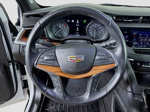 Used 2020 Cadillac XT5 Premium Luxury AWD/4WD image 13
