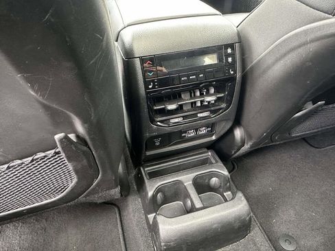 Used 2023 Jeep Grand Cherokee L Limited w/ Trailer Tow Group (B) image 14