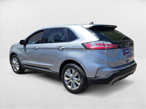 Used 2022 Ford Edge Titanium image 8