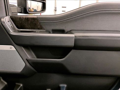 Used 2023 Ford F250 Lariat w/ Lariat Ultimate Package image 23