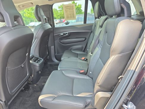 Used 2020 Volvo XC90 T6 Momentum AWD/4WD image 15