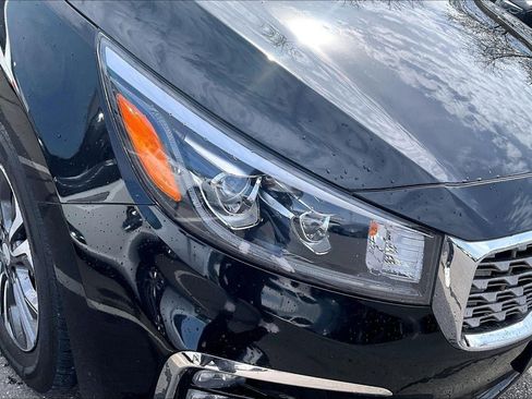 Used 2020 Kia Sedona SX image 23