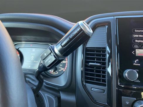 Used 2024 Nissan Titan PRO-4X w/ Pro-4x Convenience Package image 21