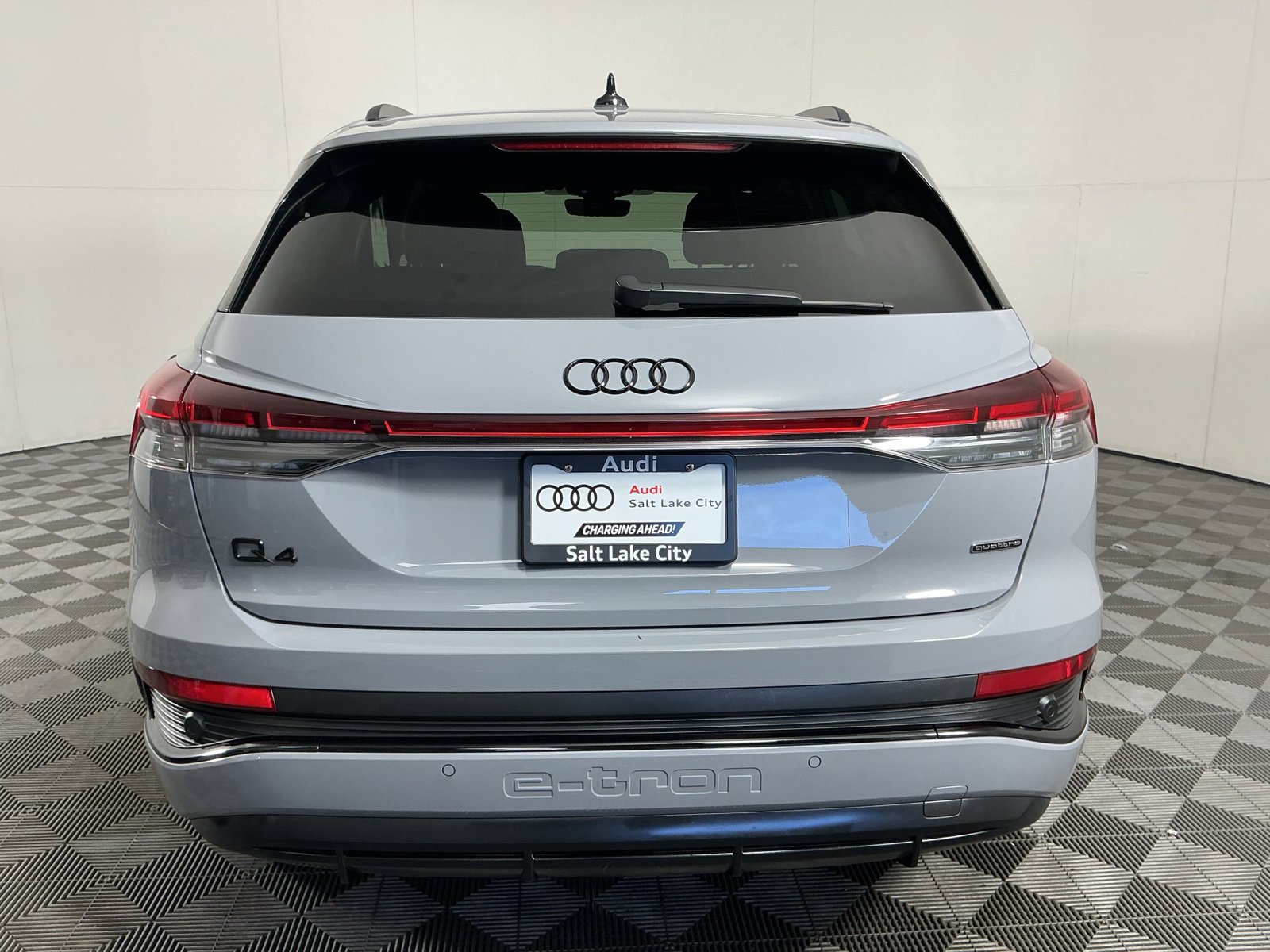 Used 2024 Audi Q4 e-tron Prestige w/ Black Optic Package AWD/4WD image 7