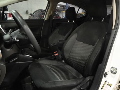 Used 2020 Nissan Versa S FWD image 12