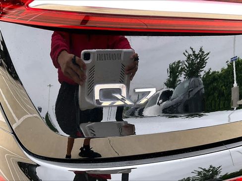 Used 2023 Audi Q7 3.0T Premium AWD/4WD image 59
