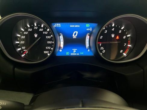 Used 2019 Maserati Levante S GranLusso AWD/4WD image 14