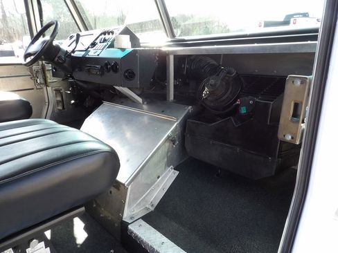 Used 2014 Ford E-350 and Econoline 350 Super Duty w/ A/C Prep Package image 22