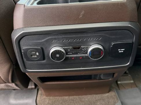Used 2022 Ford Expedition King Ranch AWD/4WD image 13