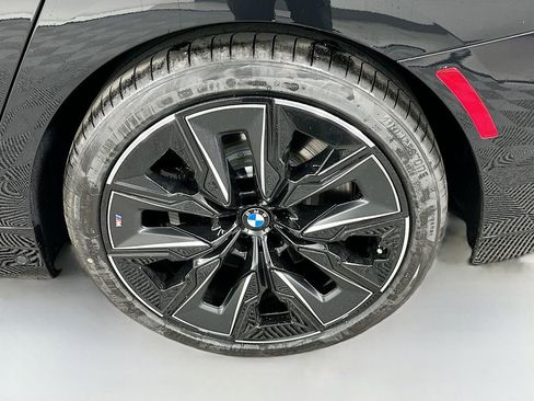 New 2026 BMW 760i xDrive w/ Executive Package AWD/4WD image 23