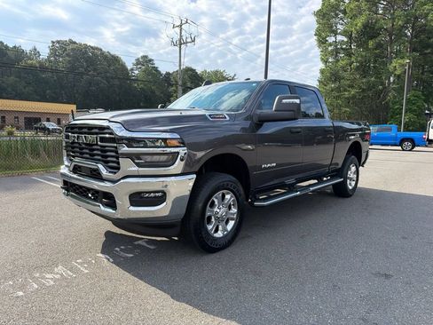Used 2026 RAM 2500 Big Horn AWD/4WD image 1