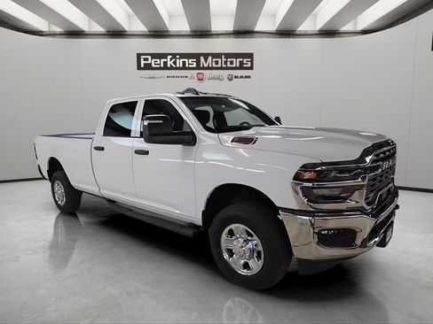 New 2026 RAM 2500 Tradesman AWD/4WD image 6
