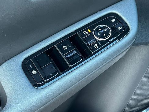 New 2026 Nissan Leaf Platinum+ image 14