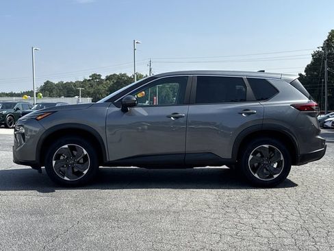 Used 2024 Nissan Rogue SV FWD image 22