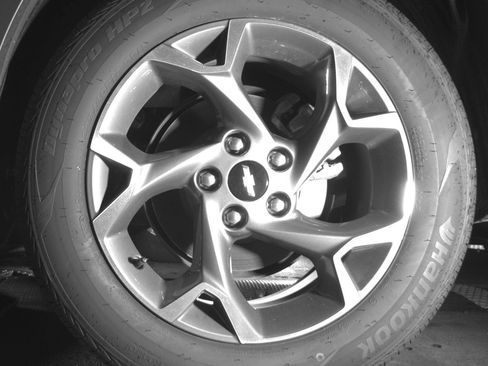 Used 2025 Chevrolet Trax LT FWD image 14