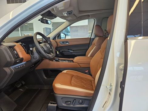 New 2026 Nissan Pathfinder Platinum w/ Cargo Package AWD/4WD image 14