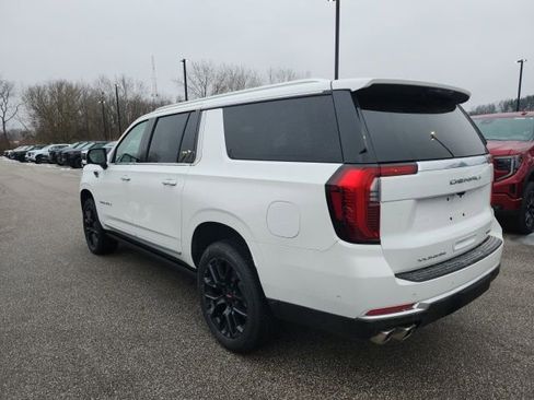 New 2026 GMC Yukon XL Denali w/ Sun & Power Step Package AWD/4WD image 7
