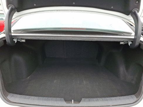 Used 2016 Kia Optima LX w/ LX Convenience Package image 13