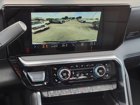 New 2026 GMC Sierra 2500 Denali w/ Denali Reserve Package image 11