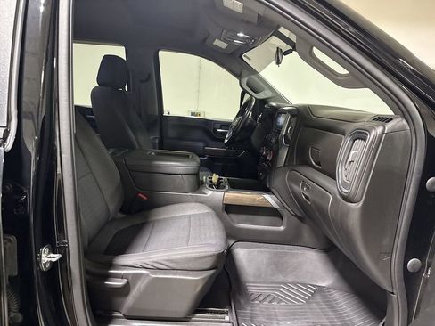 Used 2022 Chevrolet Silverado 2500 LT w/ Convenience Package image 21