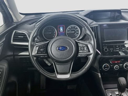 Used 2019 Subaru Forester Premium AWD/4WD image 17