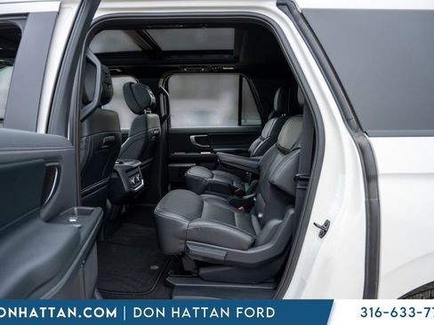 New 2026 Ford Expedition Max Platinum w/ Stealth Appearance Package AWD/4WD image 22