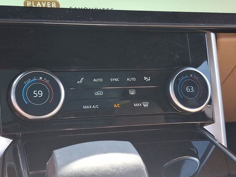 Certified 2023 Land Rover Range Rover SE AWD/4WD image 24