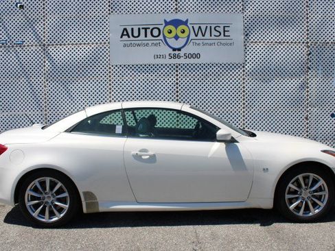 Used 2014 INFINITI Q60 Convertible w/ Premium Package RWD image 6