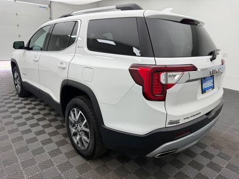 Used 2023 GMC Acadia SLT AWD/4WD image 11