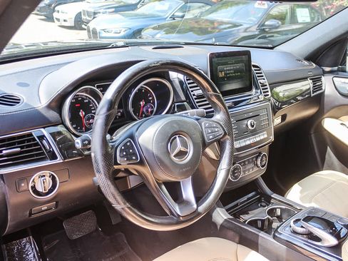 Used 2017 Mercedes-Benz GLS 450 4MATIC image 16